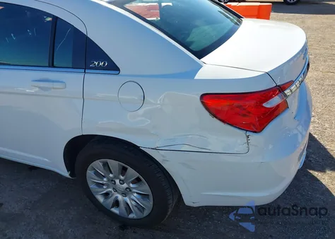 2014 Chrysler 200 Lx из США, поврежденный, VIN 1C3CCBAB9EN141745